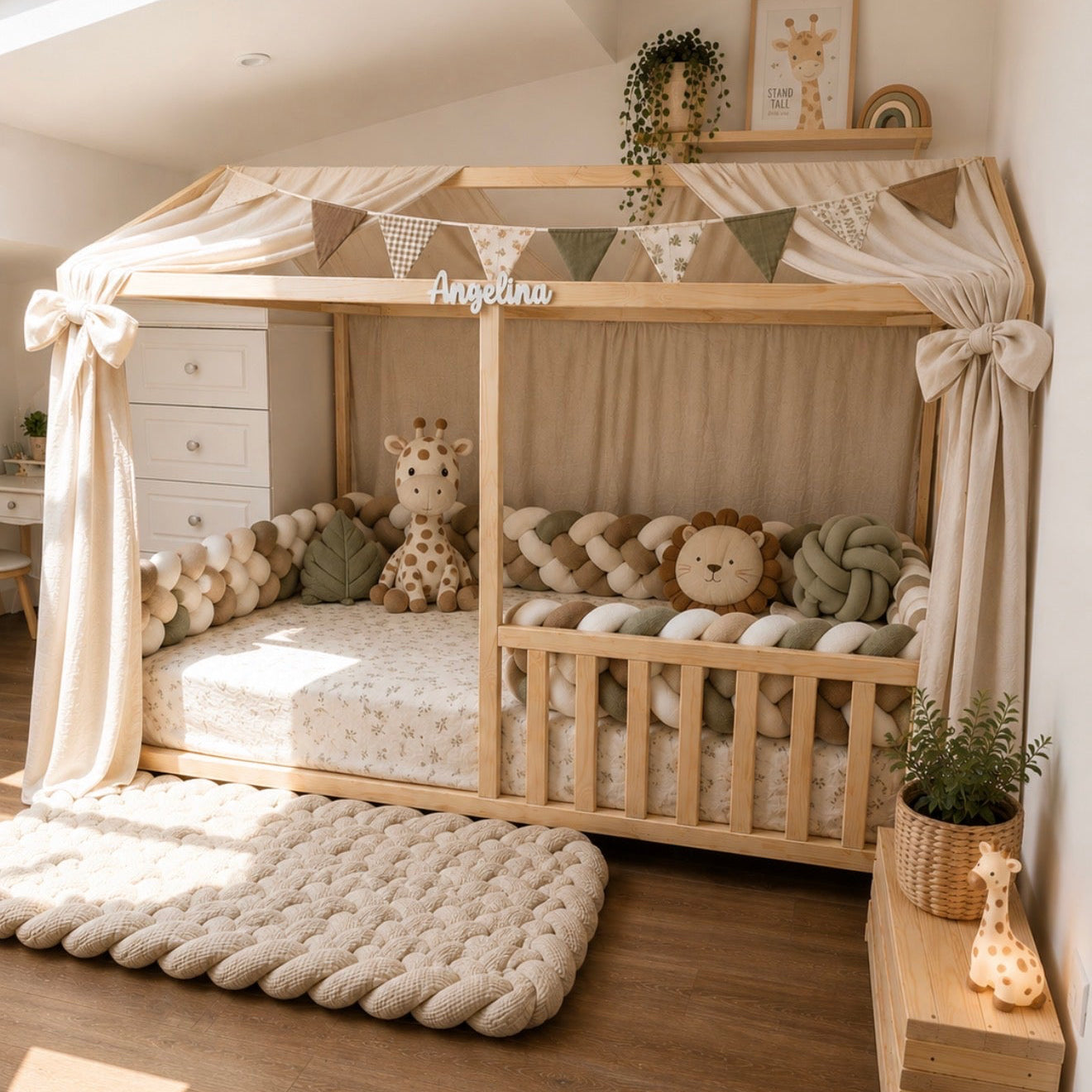 Lit cabane Montessori en bois massif naturel pour chambre enfant Taille 140x190cm