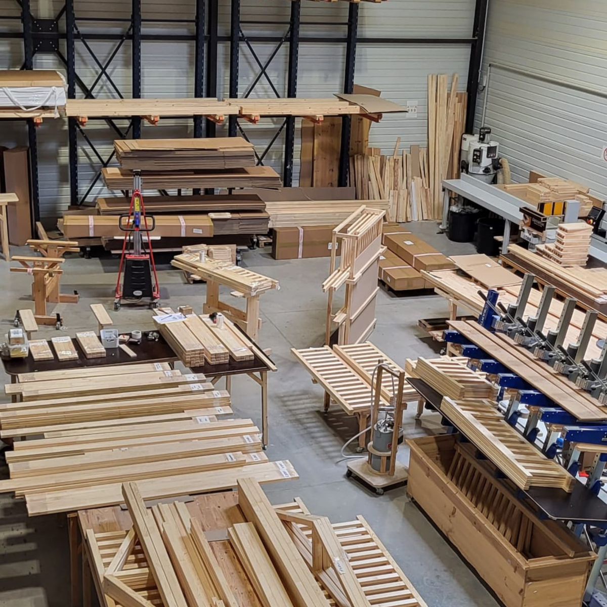 Pourquoi acheter un lit enfant fabriqué en France ? Découvrez l’engagement Housswood pour la qualité, la durabilité et le savoir-faire local.