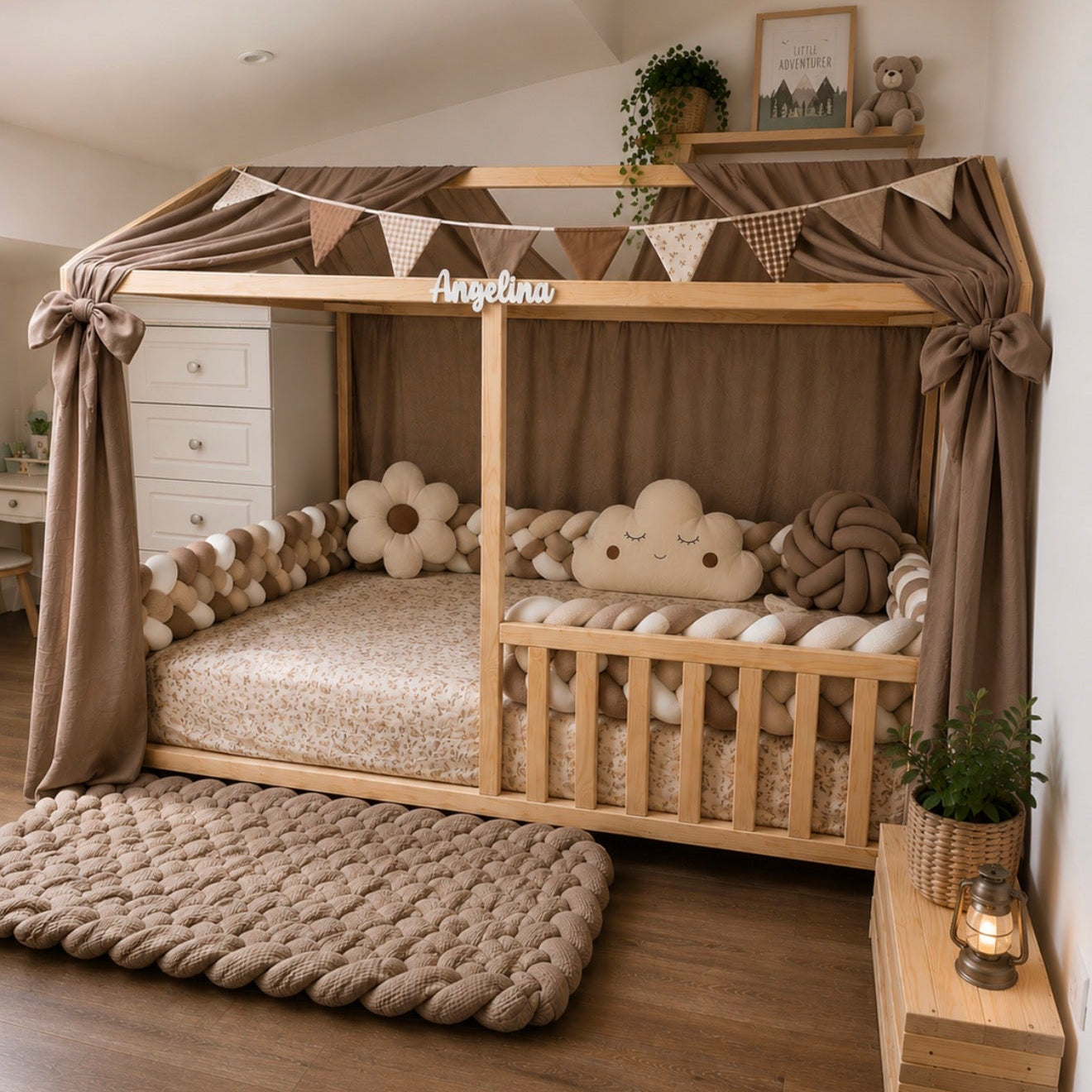     Lit cabane en bois massif pour chambre mixte 2 place en 140x190cm