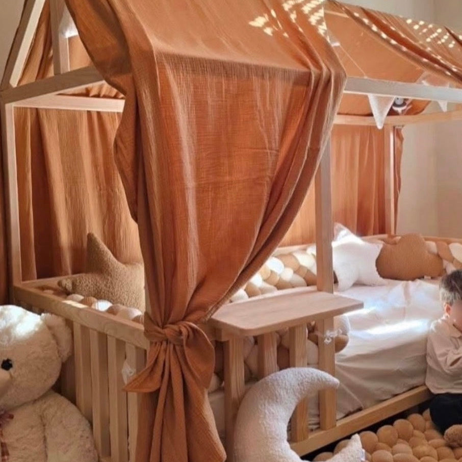 lit-cabane-bois-massif-housswood.jpg